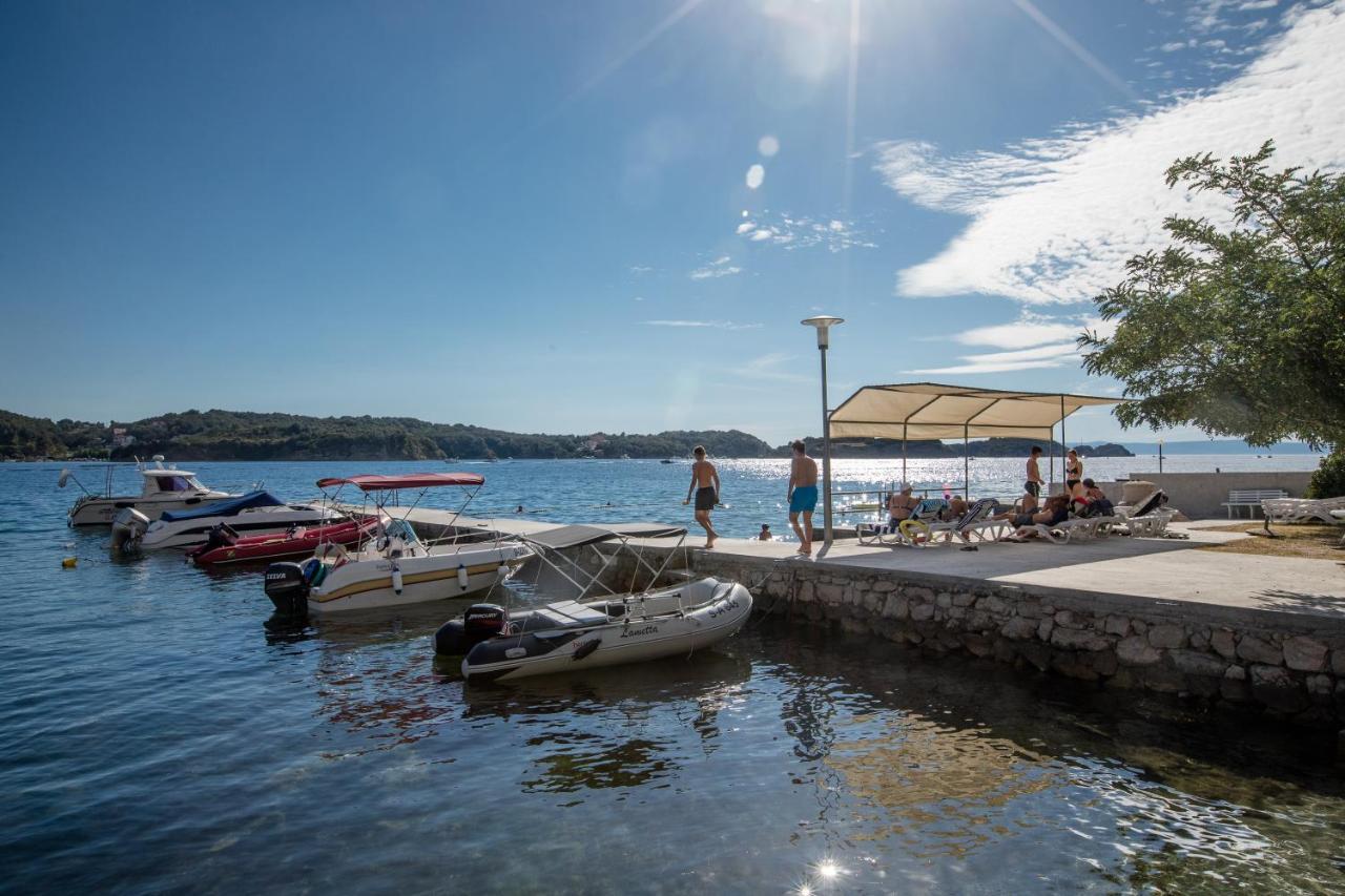 Apartman Rosa Supetarska Draga Buitenkant foto