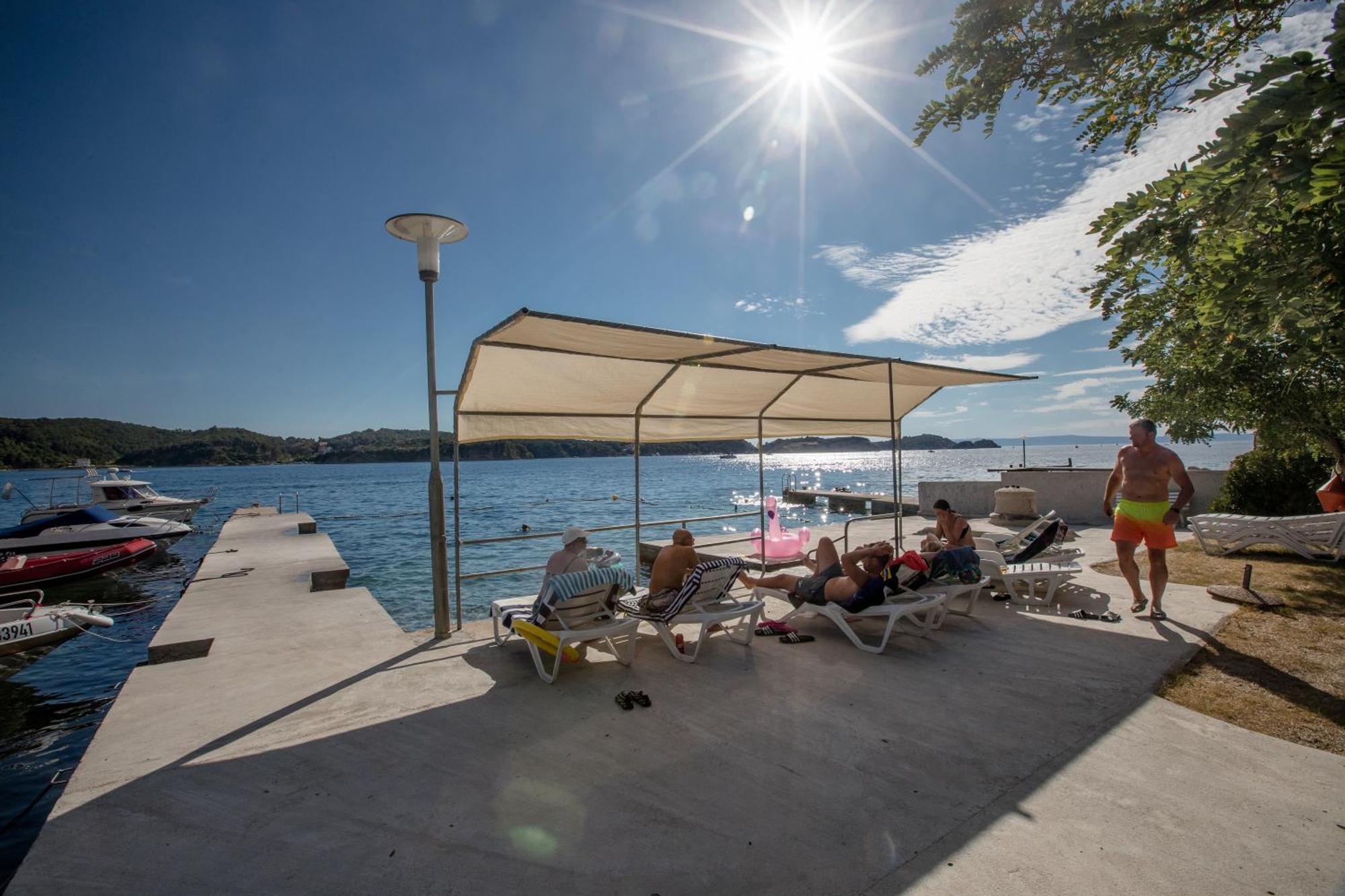 Apartman Rosa Supetarska Draga Buitenkant foto