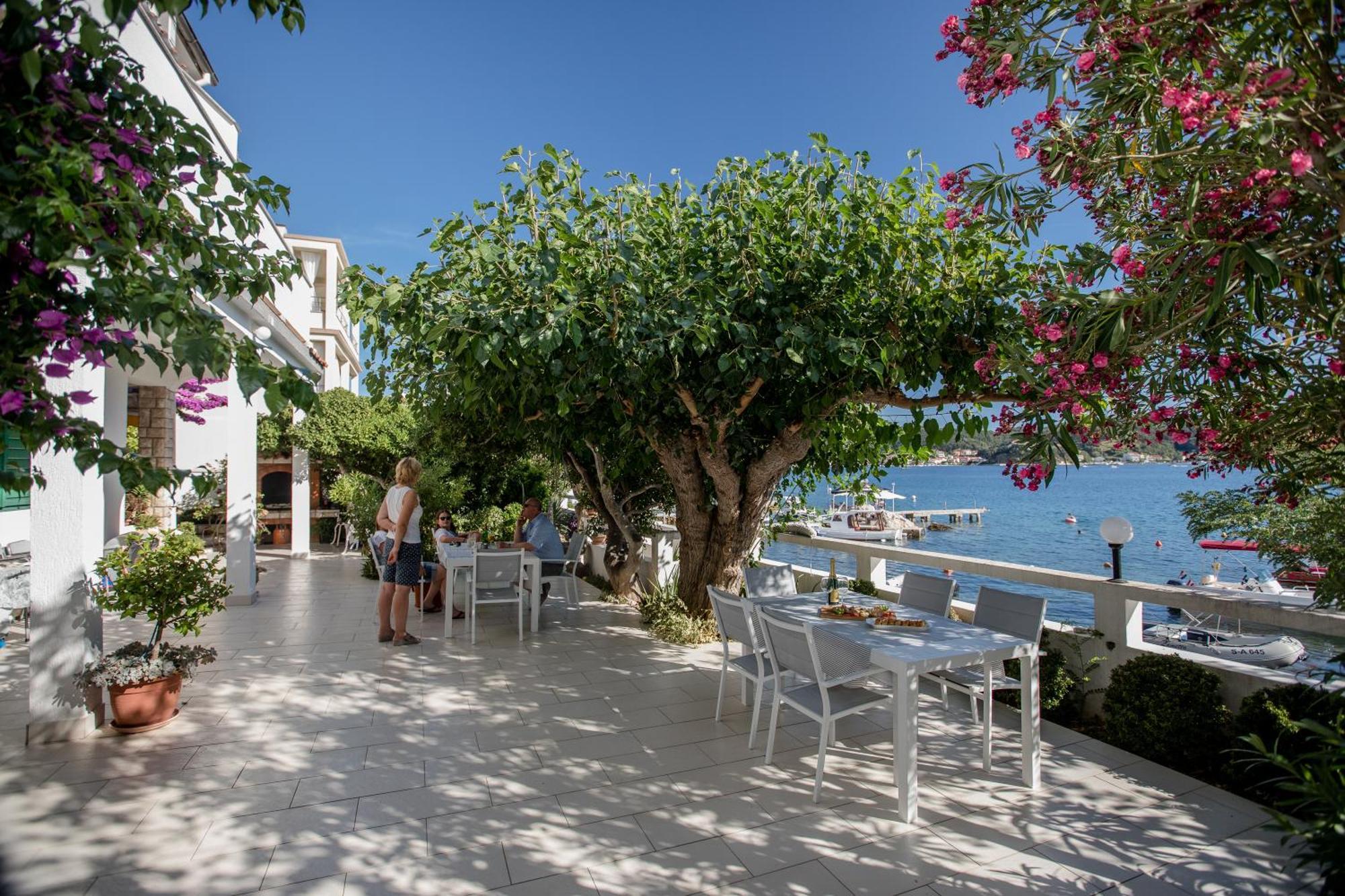 Apartman Rosa Supetarska Draga Buitenkant foto